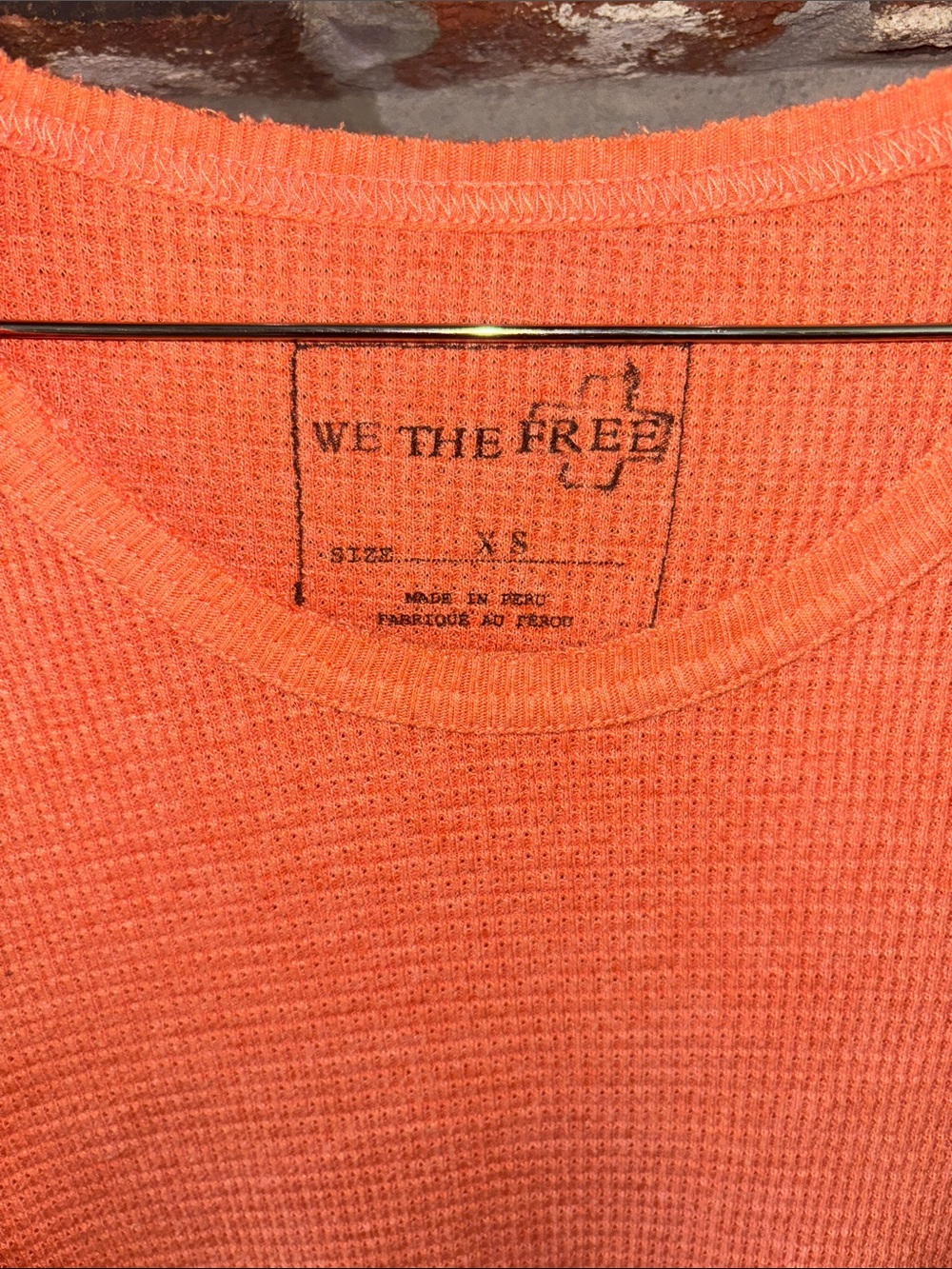 We The Free Swing Top Coral-Orange Waffle Knit Thermal Long Sleeve Crop Top XS - Picture 2 of 6